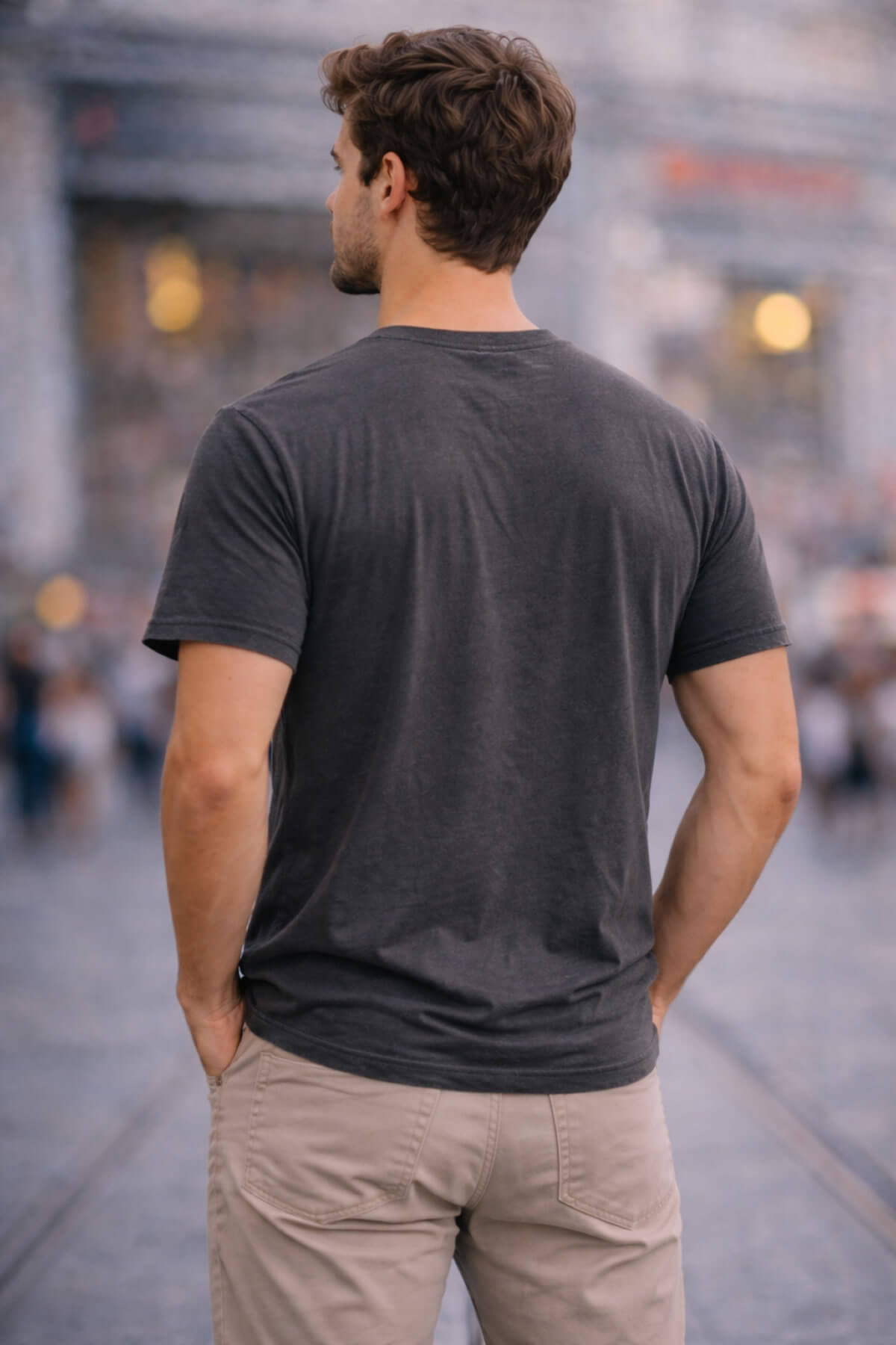 Taksim Silüet Baskılı Tişört